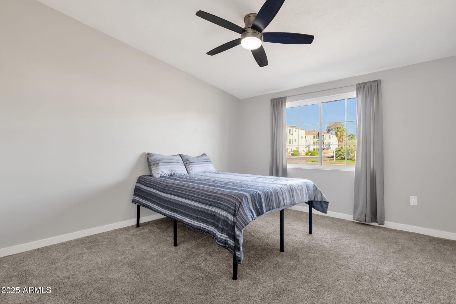 345 W MONTECITO Avenue, Phoenix, AZ 85013 — photo 22 of 39