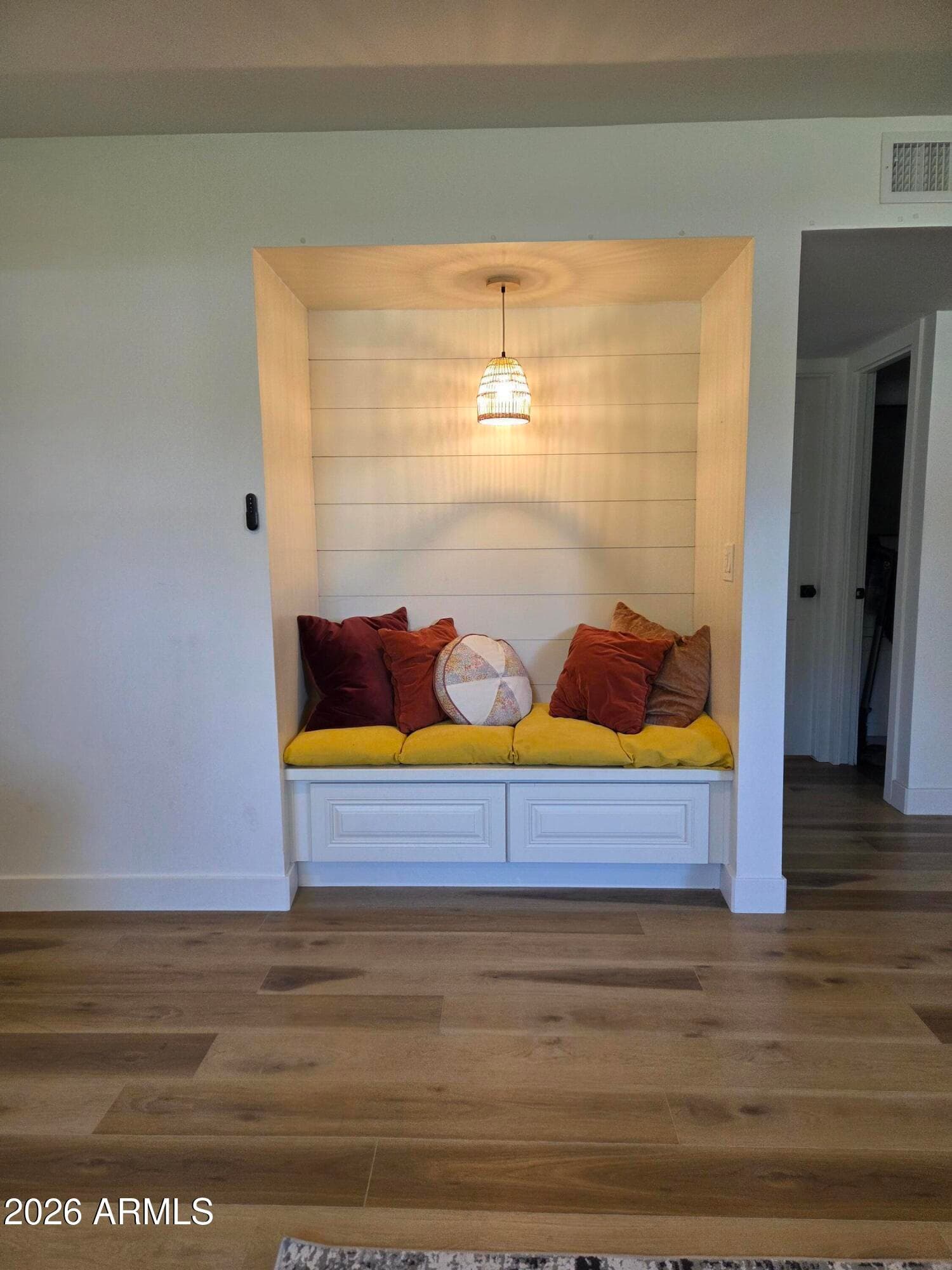 4201 W WALTANN Lane, Phoenix, AZ 85053 — photo 12 of 38