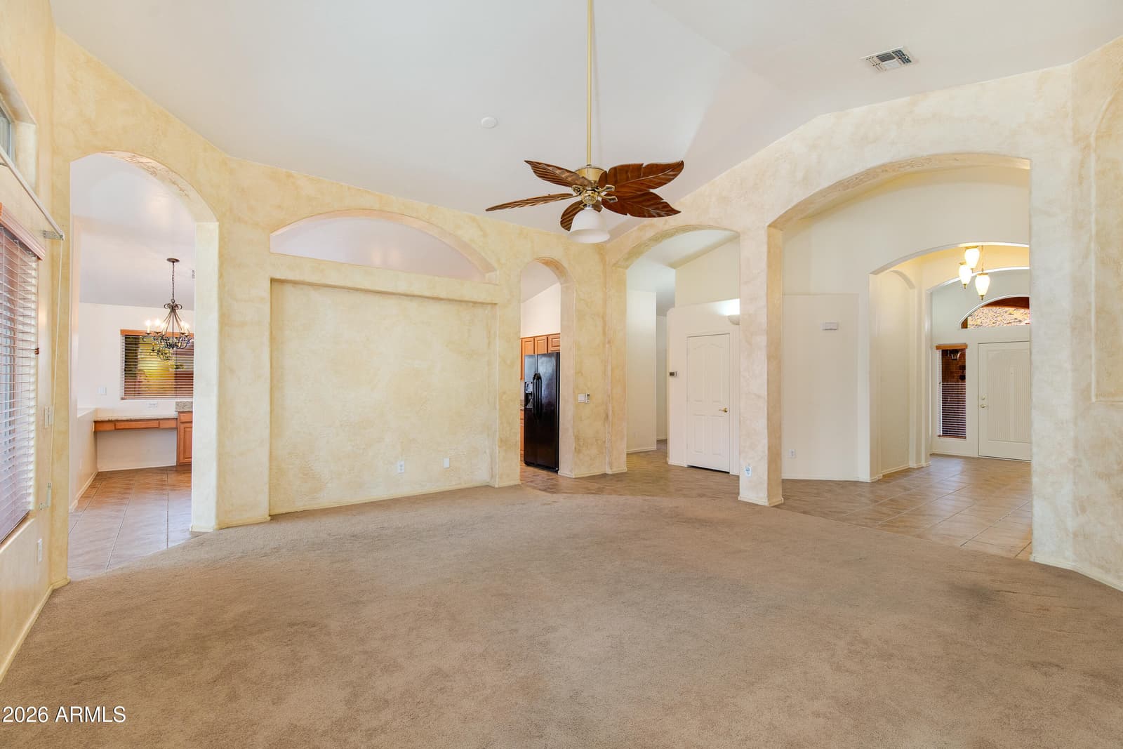 4209 W WAHALLA Lane, Glendale, AZ 85308 — photo 5 of 18