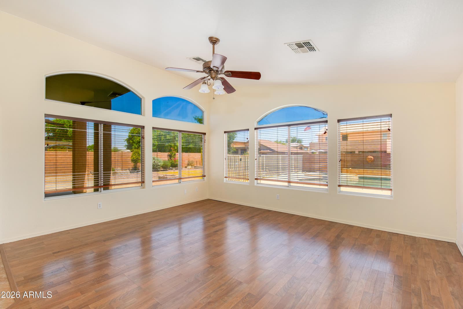 4209 W WAHALLA Lane, Glendale, AZ 85308 — photo 7 of 18