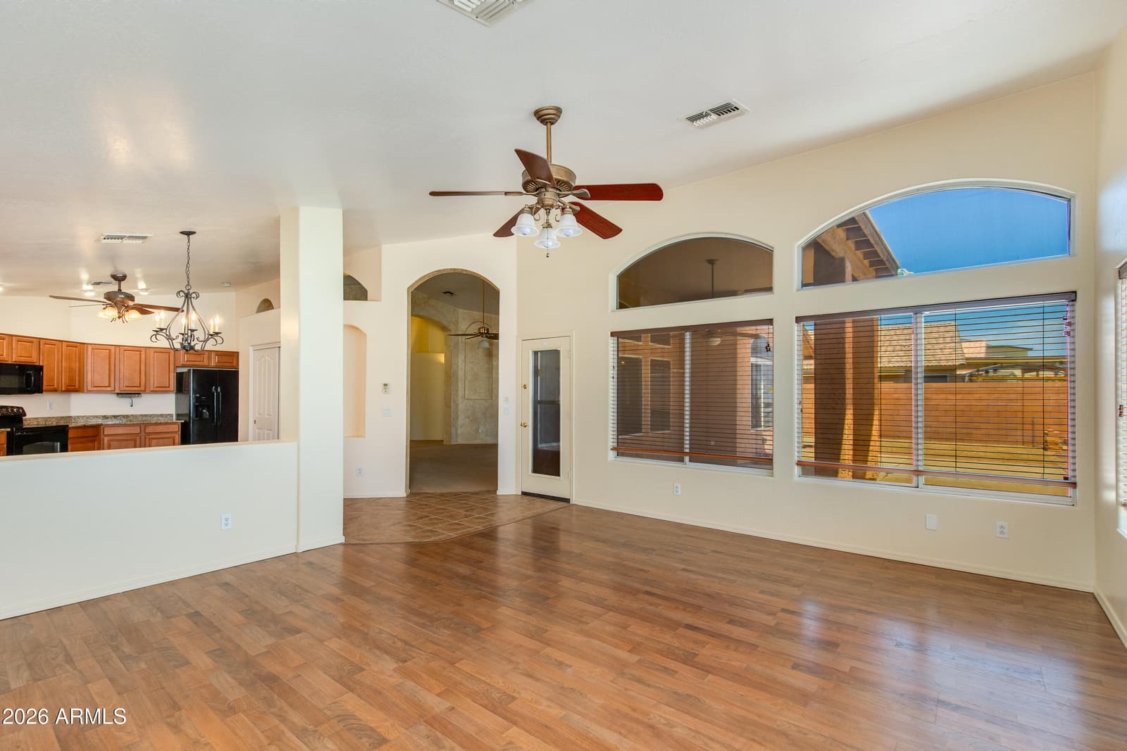 4209 W WAHALLA Lane, Glendale, AZ 85308 — photo 8 of 18