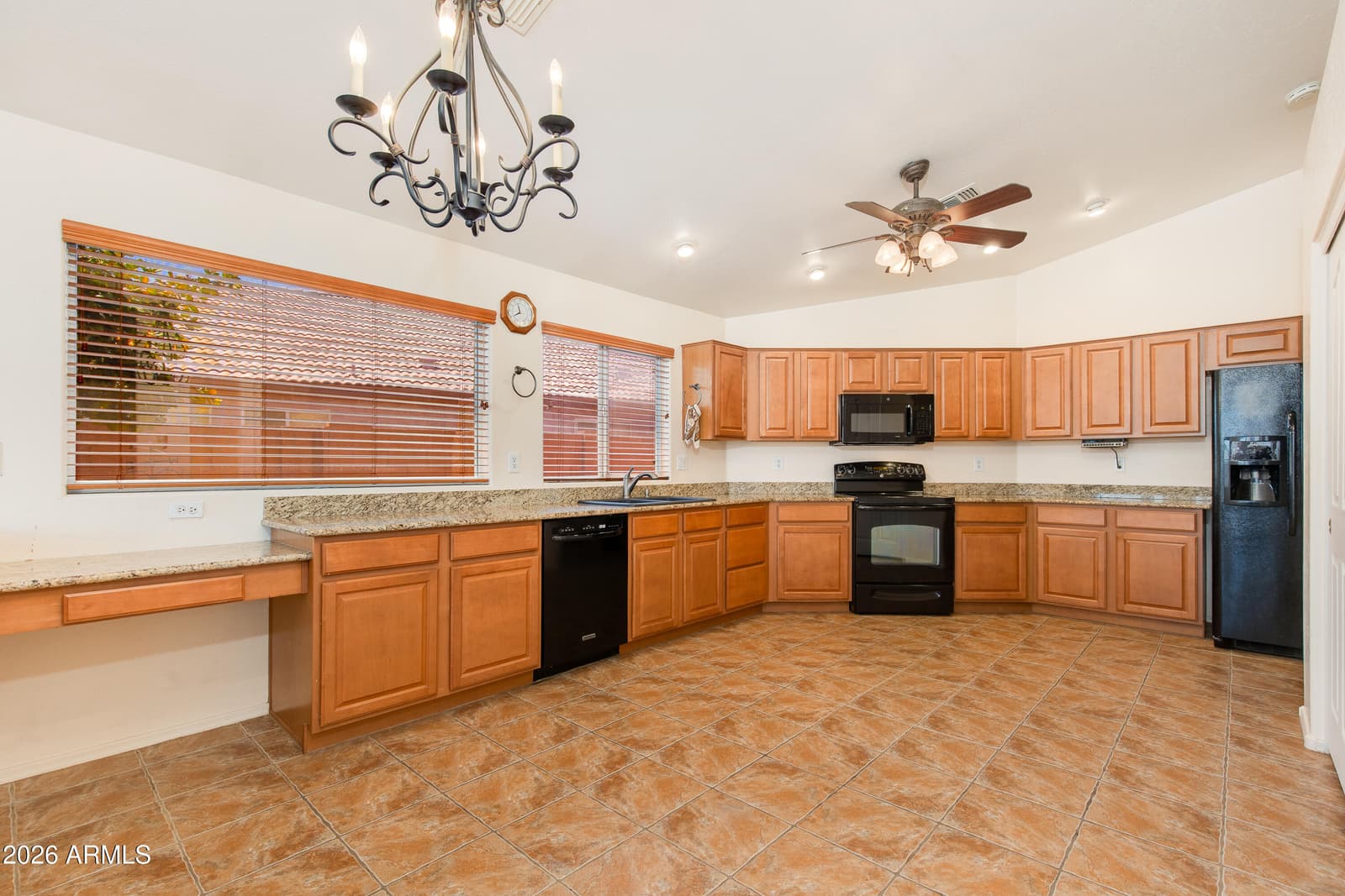 4209 W WAHALLA Lane, Glendale, AZ 85308 — photo 6 of 18