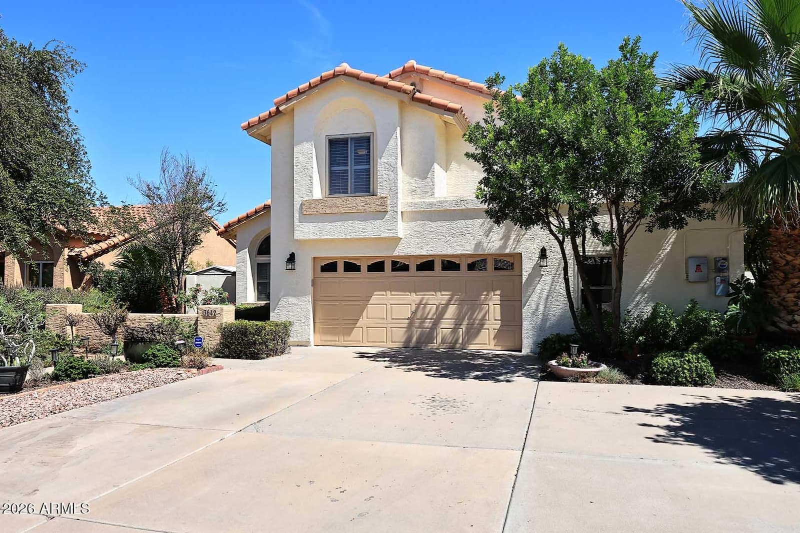 3642 E RENEE Drive, Phoenix, AZ 85050 — photo 1 of 44