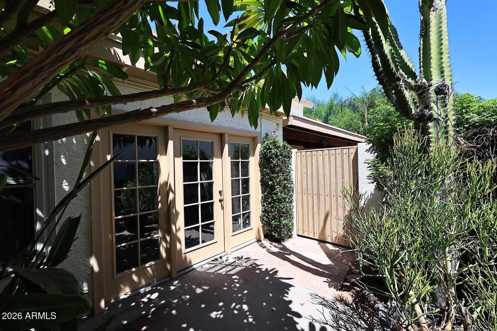 3642 E RENEE Drive, Phoenix, AZ 85050 — photo 38 of 44