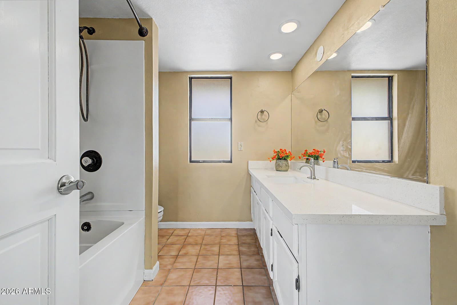 3165 W MARCONI Avenue, Phoenix, AZ 85053 — photo 28 of 60