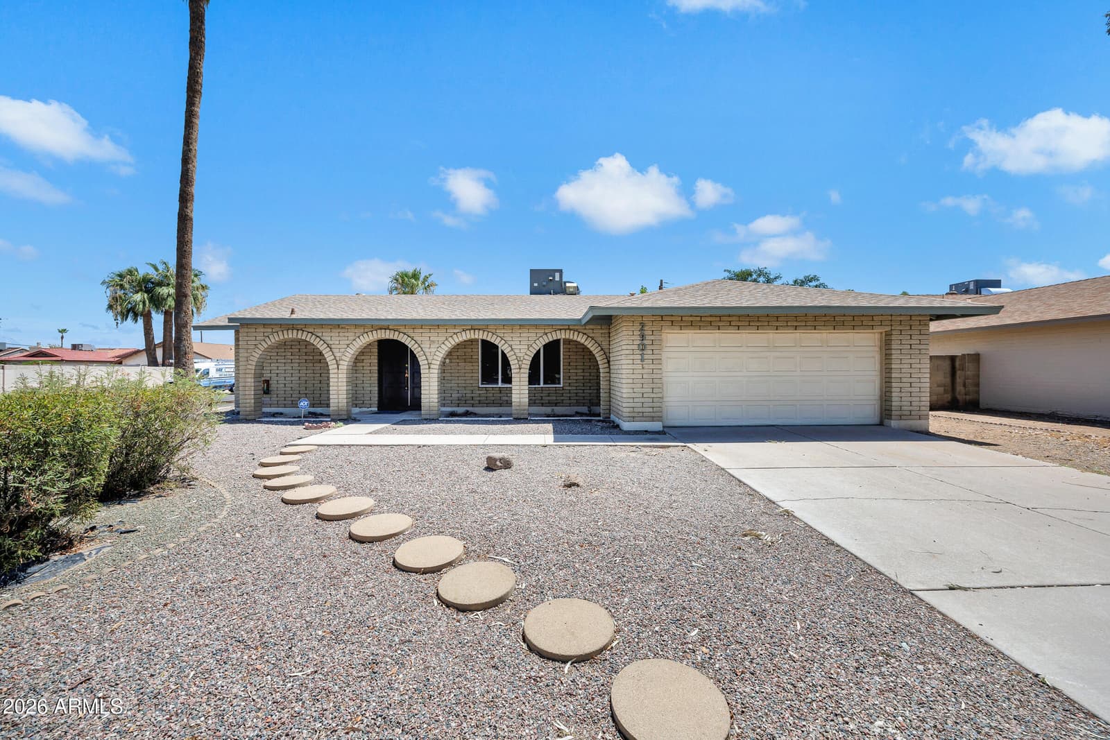 2901 W NORTHVIEW Avenue, Phoenix, AZ 85051 — photo 1 of 30