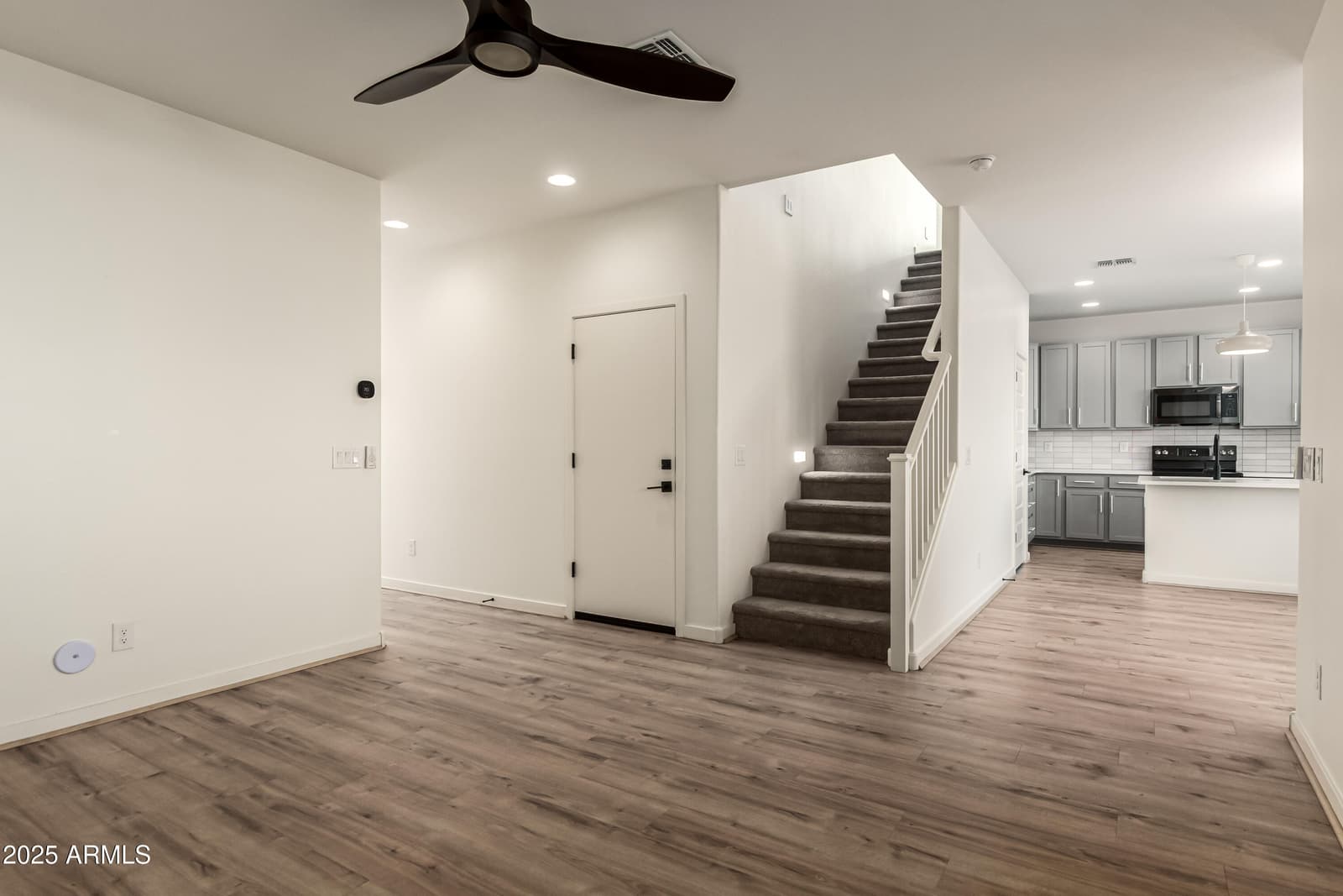48 E Bates Street, Mesa, AZ 85201 — photo 7 of 30