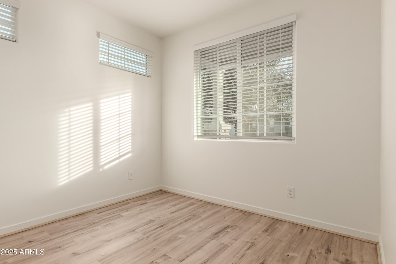 48 E Bates Street, Mesa, AZ 85201 — photo 14 of 30