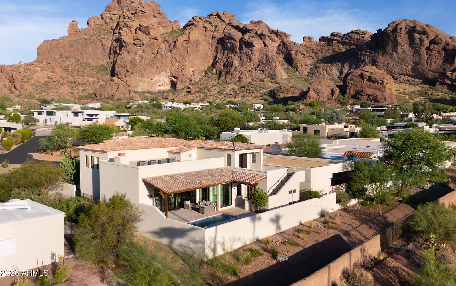 5830 N Echo Canyon Lane, Phoenix, AZ 85018 — photo 8 of 56