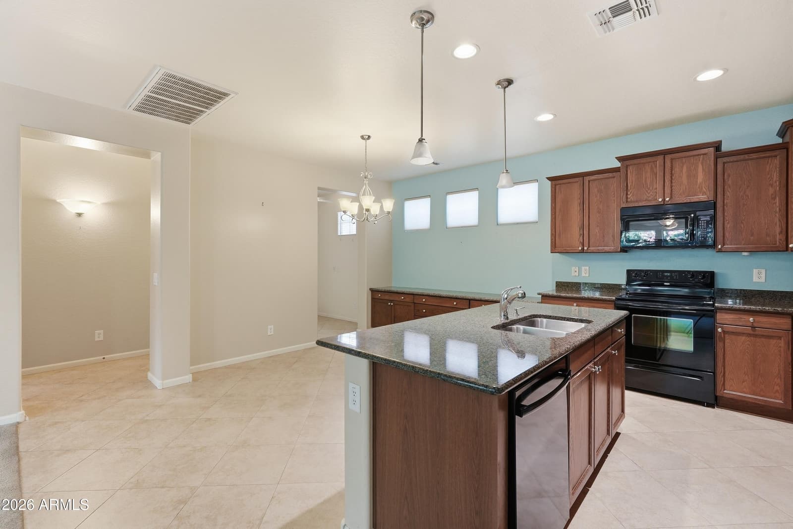 3481 E ORCHID Lane, Gilbert, AZ 85296 — photo 5 of 25