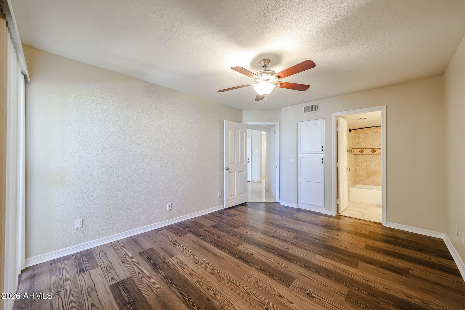 3235 E CAMELBACK Road 220, Phoenix, AZ 85018 — photo 15 of 39