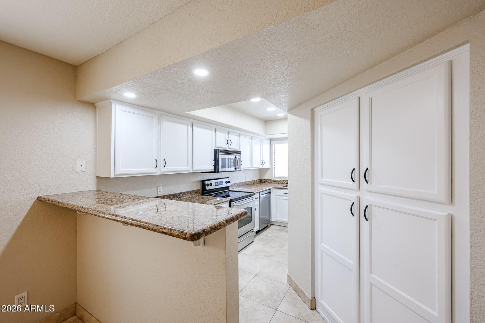 3235 E CAMELBACK Road 220, Phoenix, AZ 85018 — photo 8 of 39
