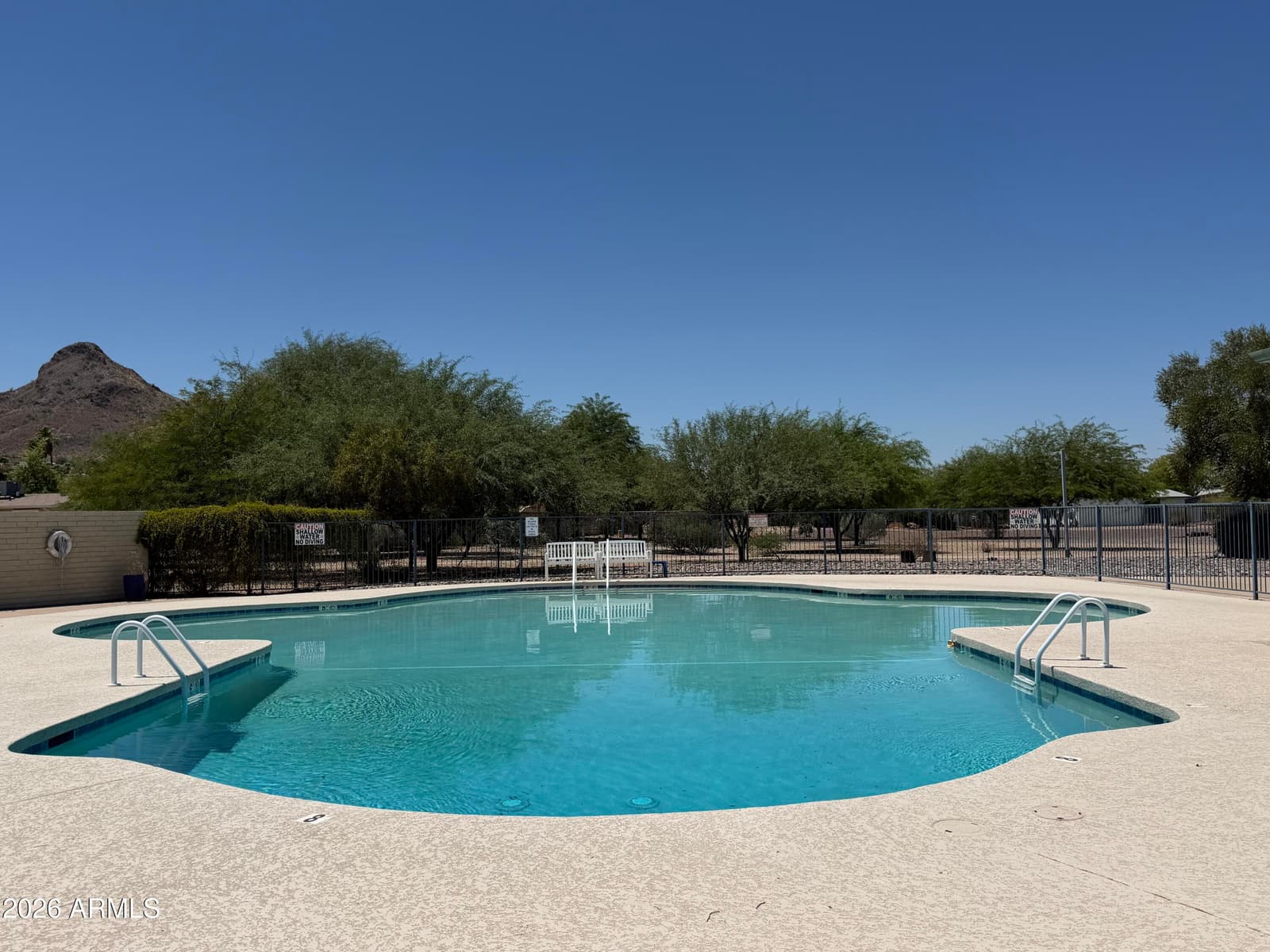 2354 E BETTY ELYSE Lane, Phoenix, AZ 85022 — photo 25 of 27
