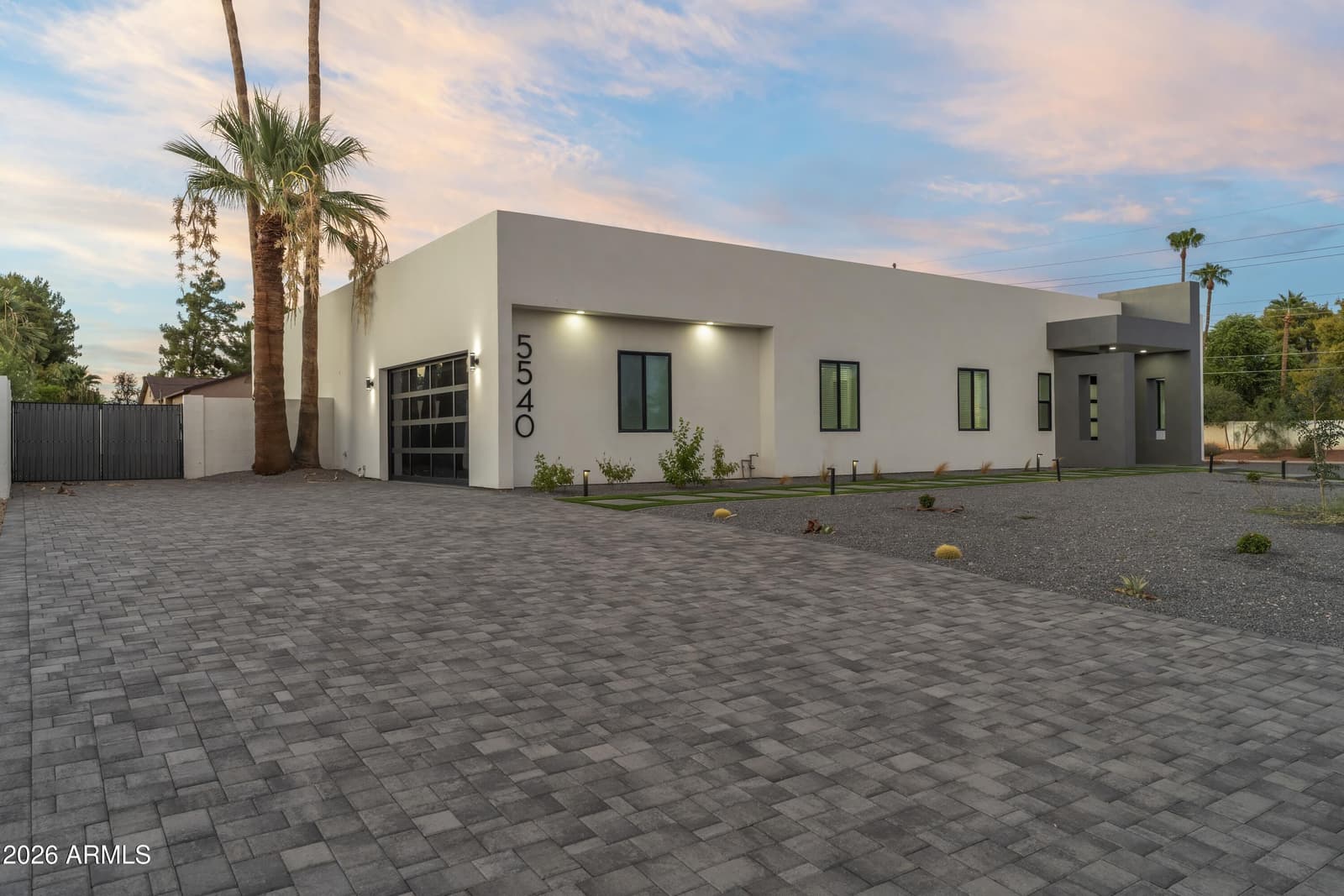 5540 E DAHLIA Drive, Scottsdale, AZ 85254 — photo 2 of 72
