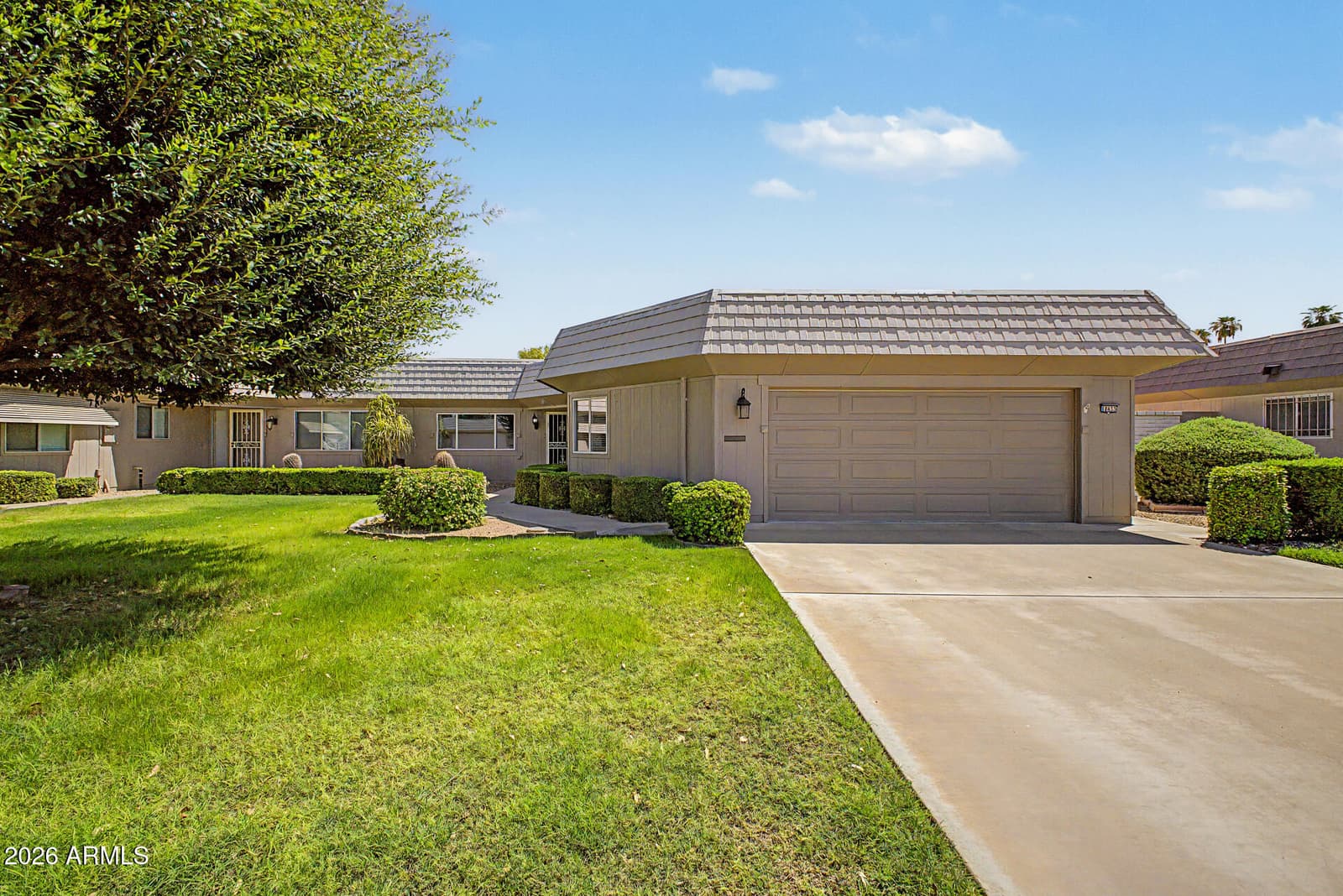 10433 W HUTTON Drive, Sun City, AZ 85351 — photo 41 of 45