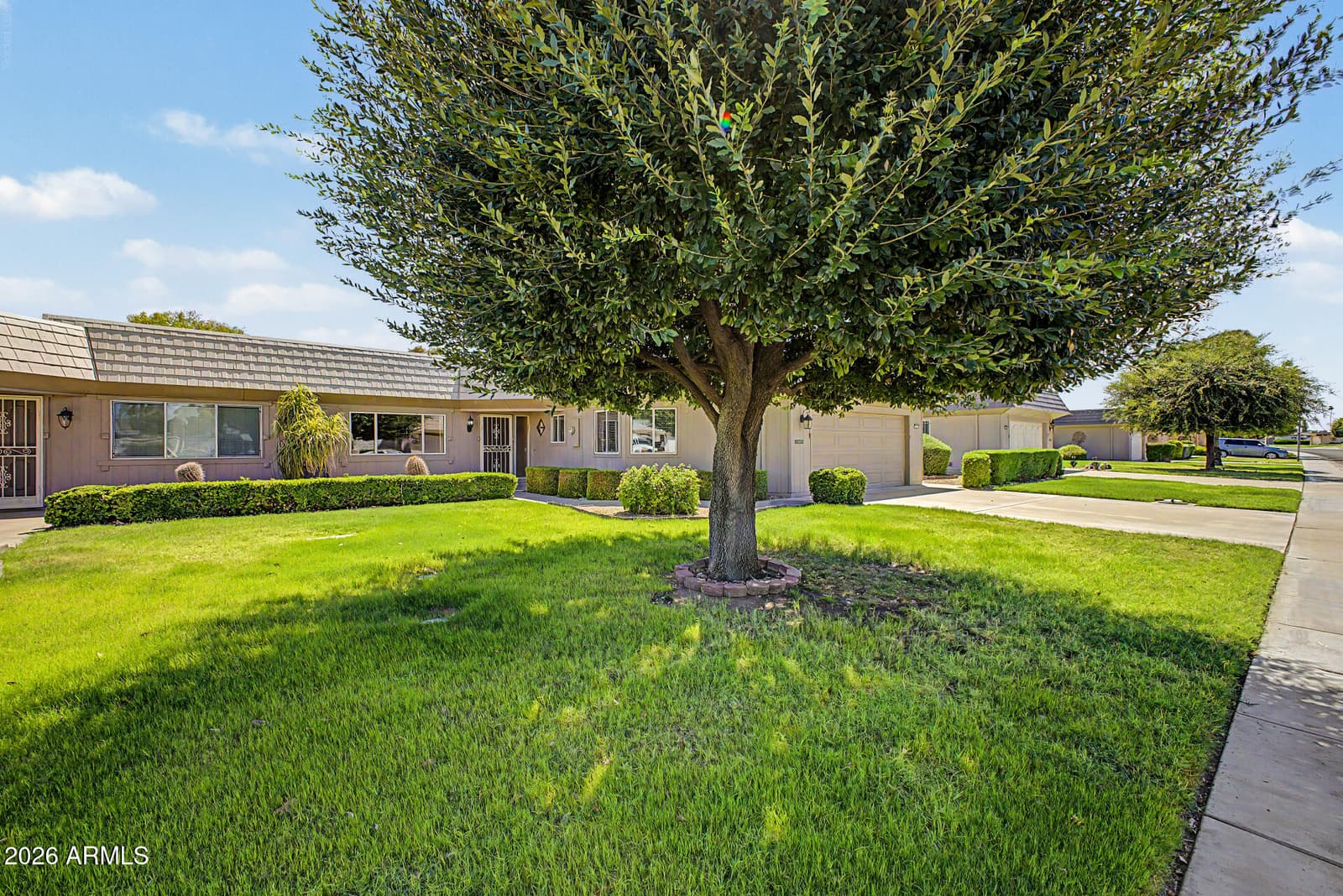 10433 W HUTTON Drive, Sun City, AZ 85351 — photo 42 of 45