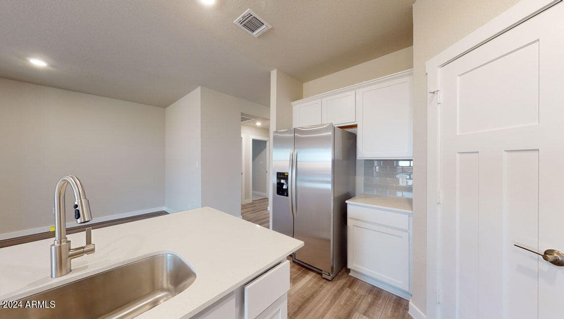 2824 W Sable Avenue, Apache Junction, AZ 85120 — photo 7 of 29