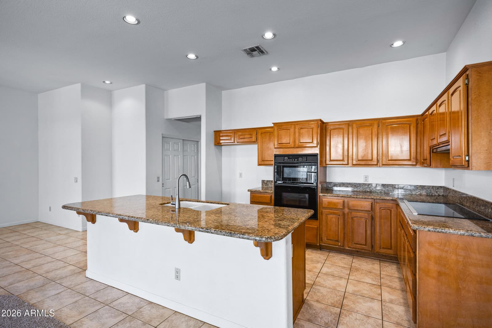 9030 E NACOMA Drive, Sun Lakes, AZ 85248 — photo 16 of 73