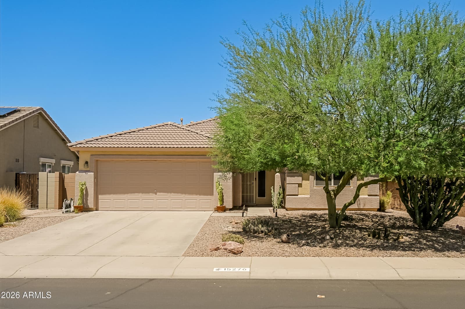 15276 W Laurel Lane, Surprise, AZ 85379 — photo 5 of 52