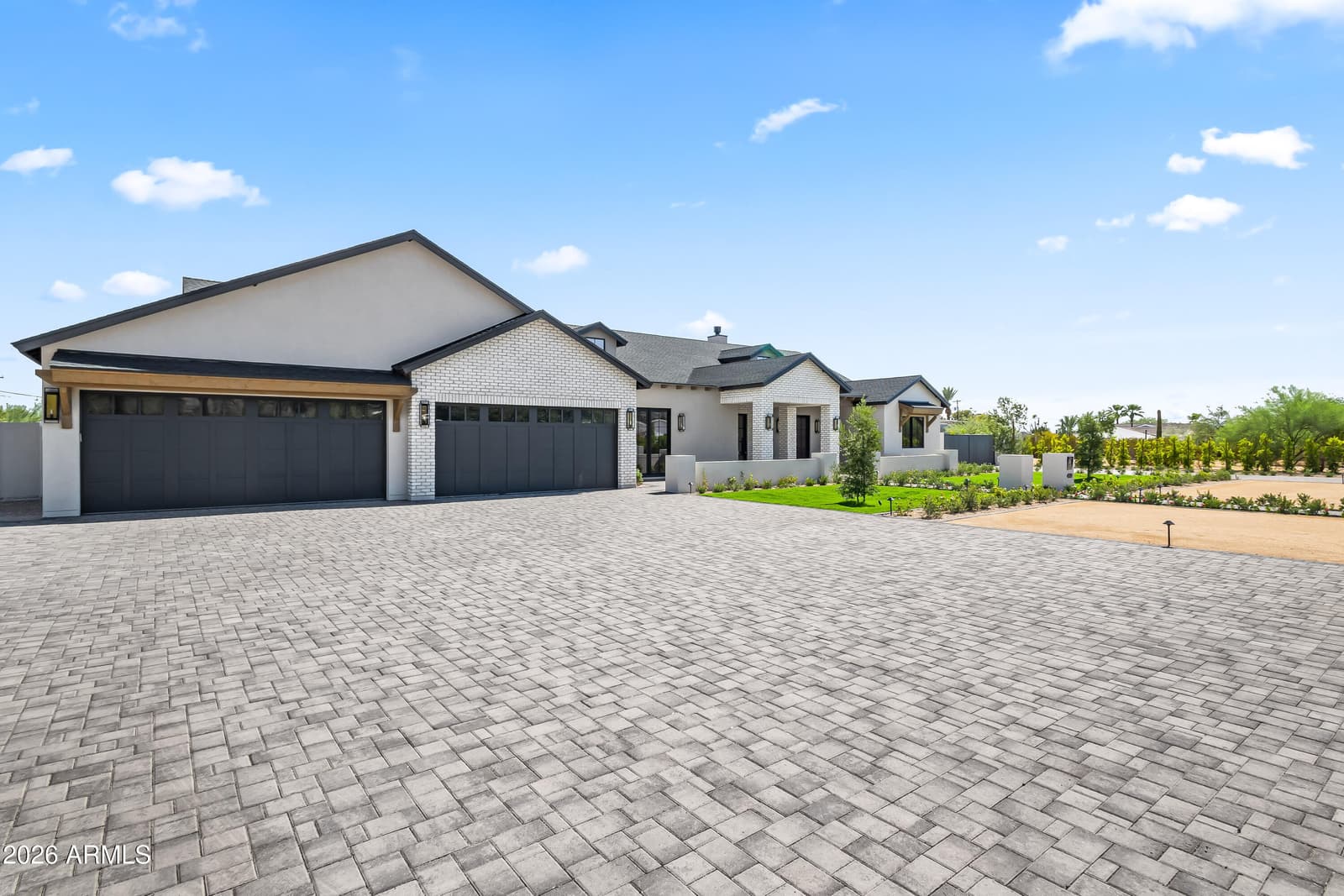 4119 E STANFORD Drive, Phoenix, AZ 85018 — photo 47 of 49