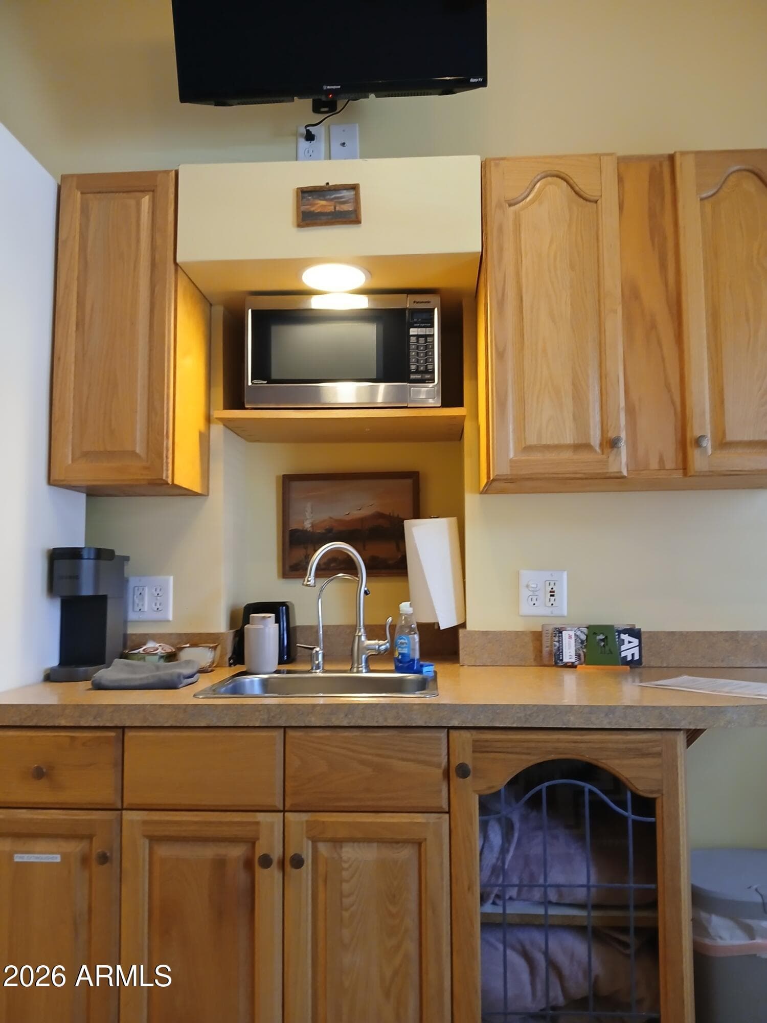 132 BREWERY Avenue, Bisbee, AZ 85603 — photo 3 of 19