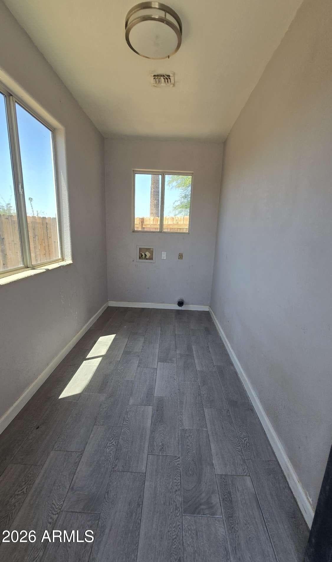 203 W MISSION Lane, Phoenix, AZ 85021 — photo 5 of 13