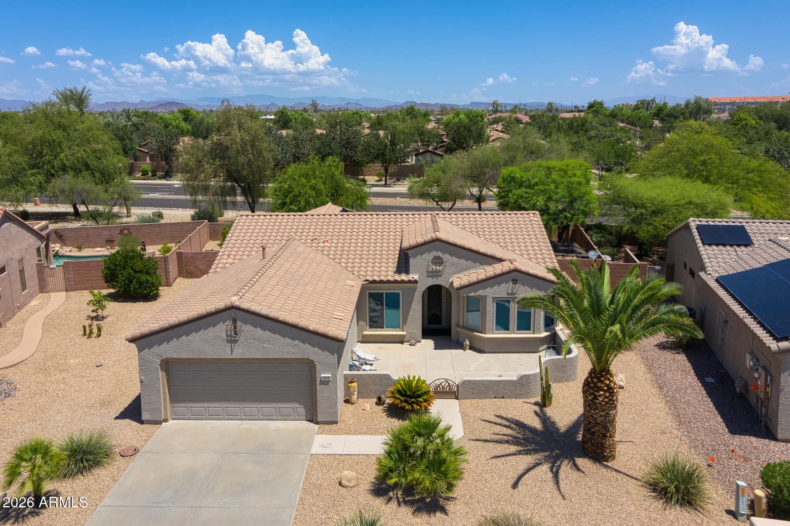 18849 N Summerbreeze Way, Surprise, AZ 85374 — photo 2 of 19
