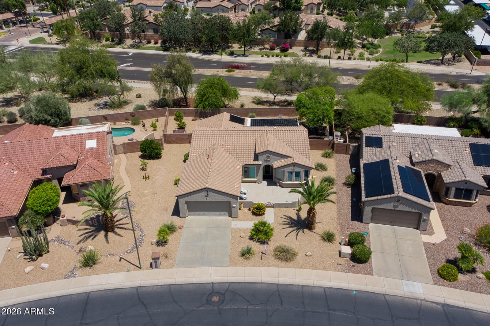 18849 N Summerbreeze Way, Surprise, AZ 85374 — photo 3 of 19