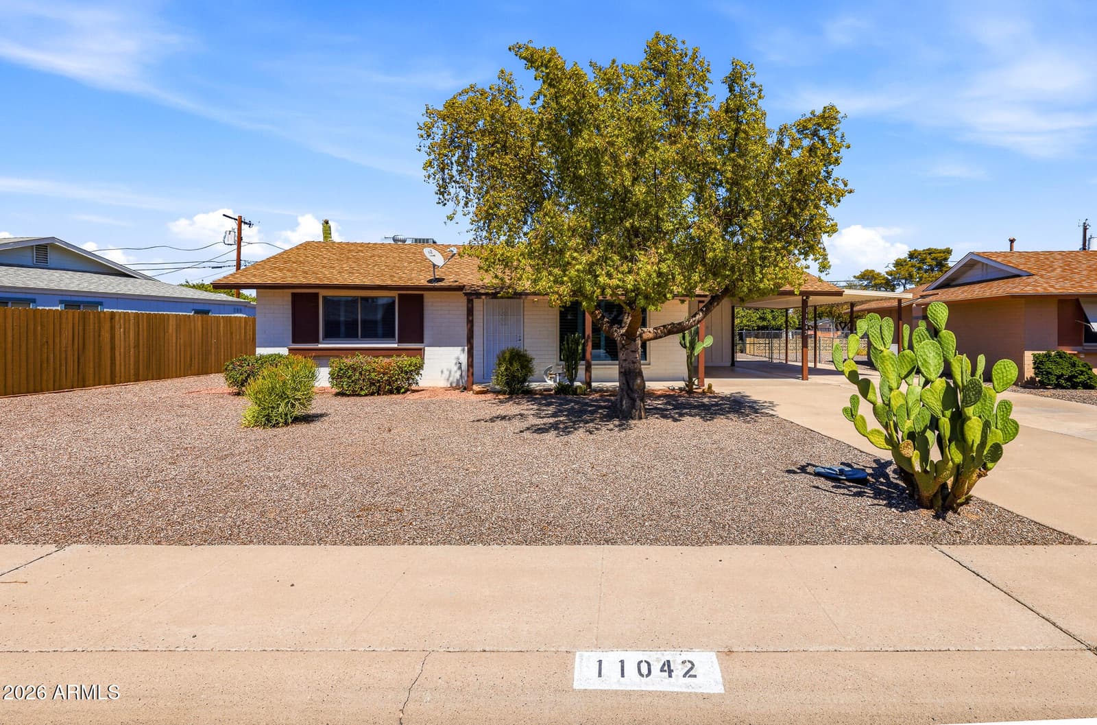 11042 W Canterbury Drive, Sun City, AZ 85351 — photo 4 of 56