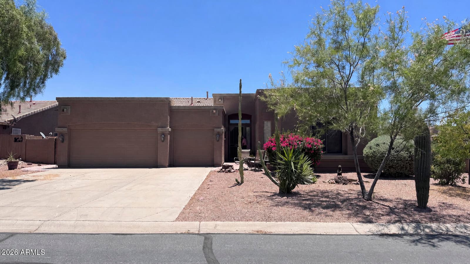 4201 S PRAIRIE ZINNIA Drive, Gold Canyon, AZ 85118 — photo 1 of 22
