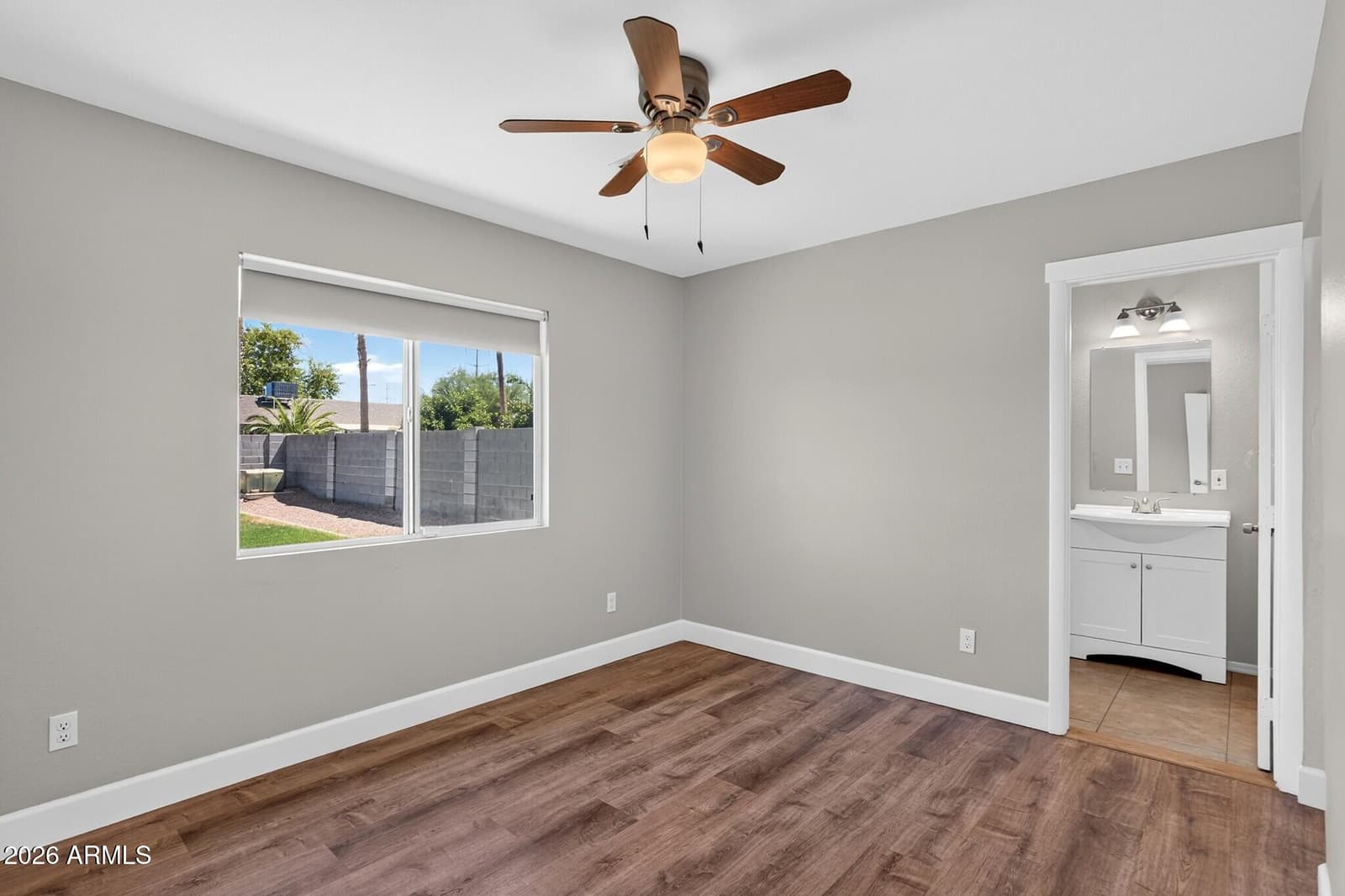 5709 S ROBERTS Road, Tempe, AZ 85283 — photo 33 of 46