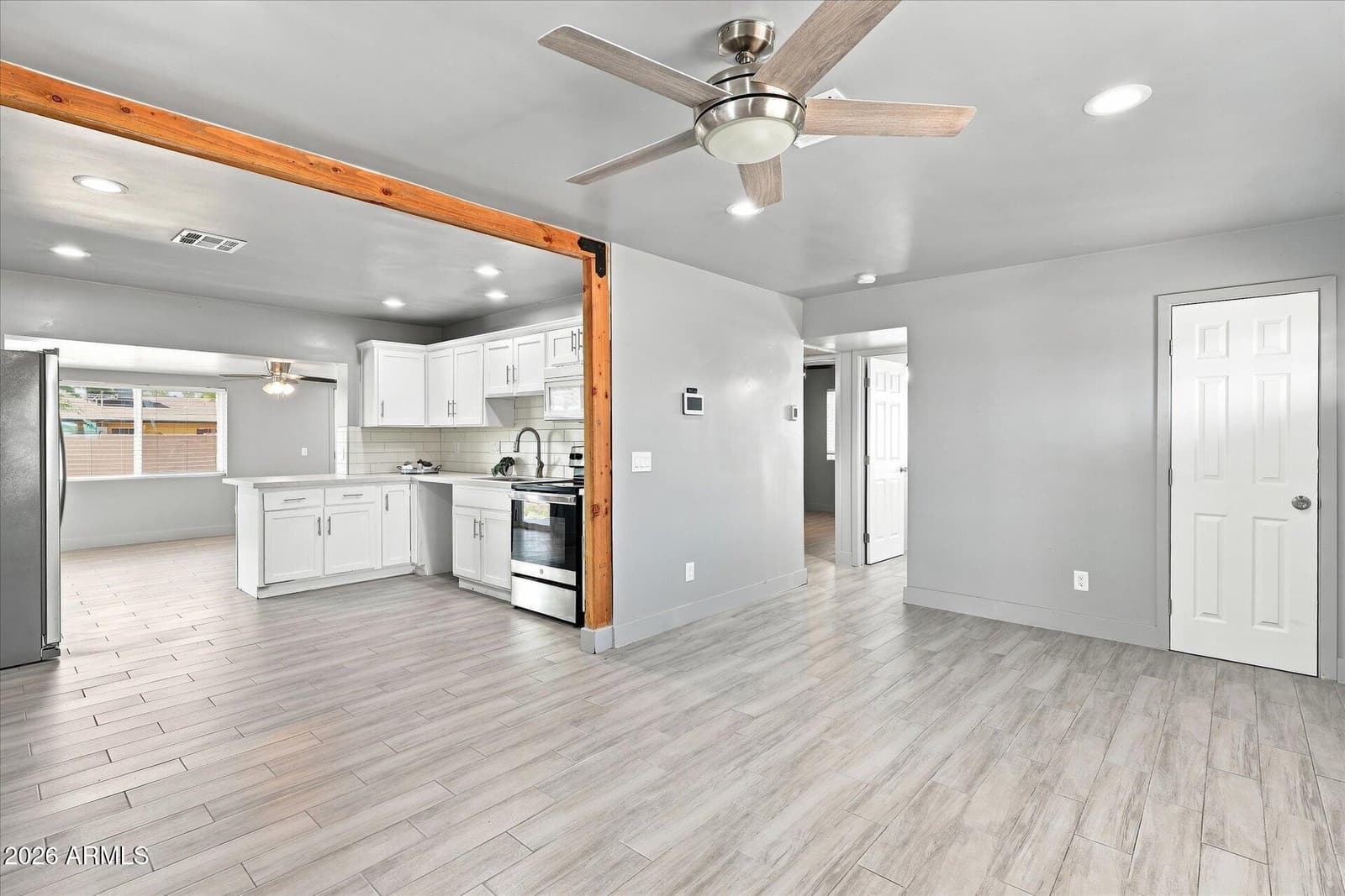2921 W TURNEY Avenue, Phoenix, AZ 85017 — photo 3 of 29