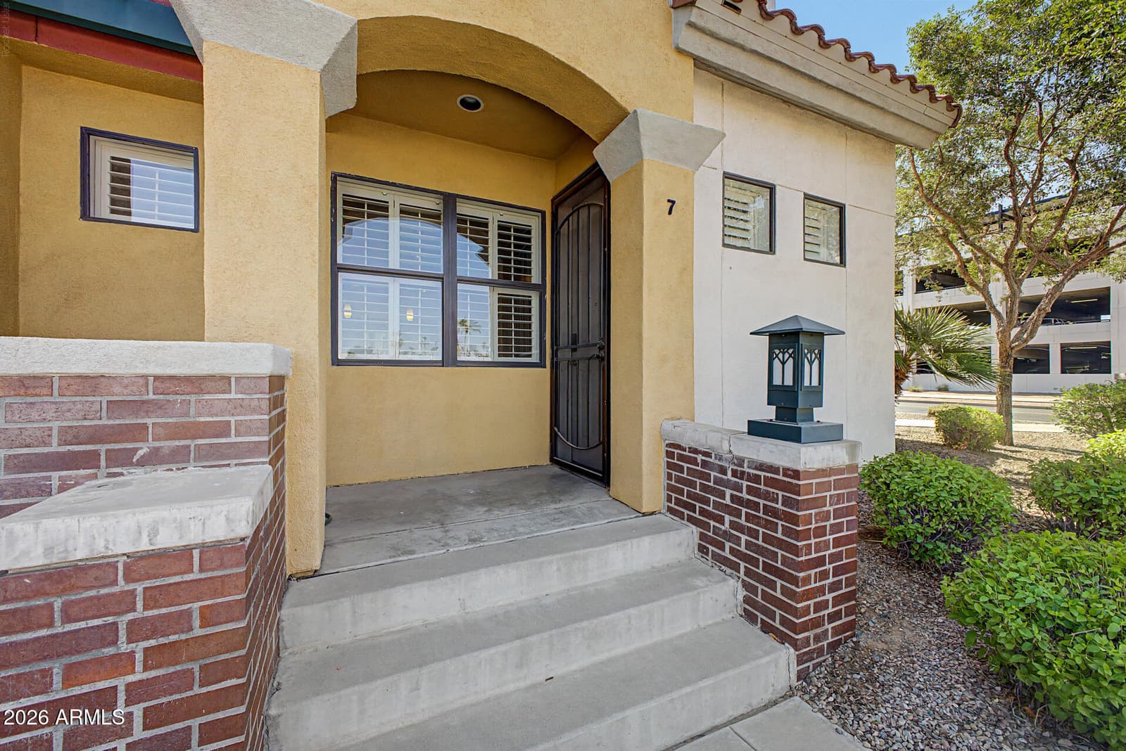 123 N WASHINGTON Street 7, Chandler, AZ 85225 — photo 3 of 44