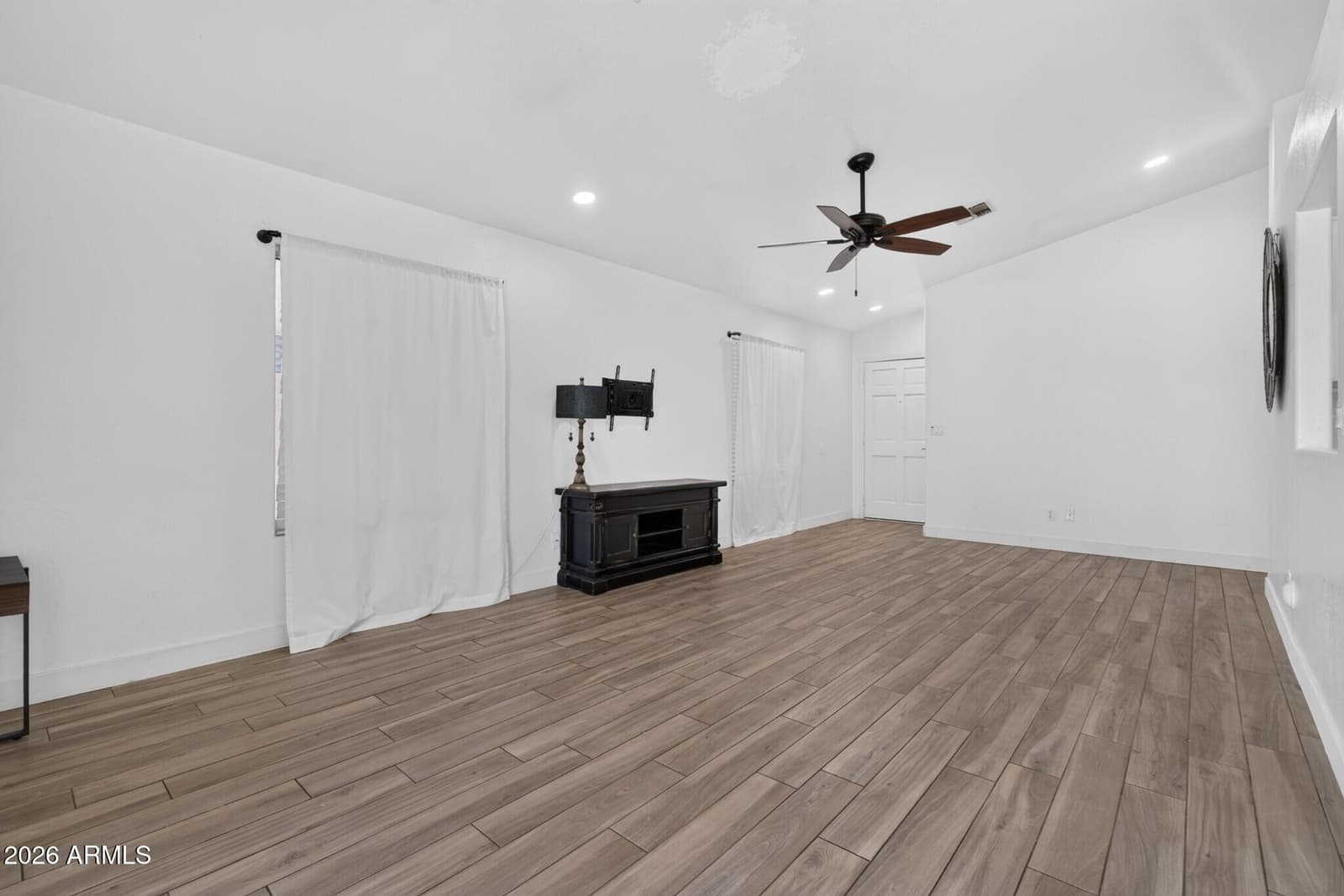 1438 E CINDY Street, Chandler, AZ 85225 — photo 12 of 31