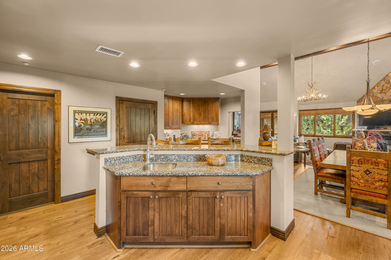 3361 S TOURMALINE Drive, Flagstaff, AZ 86005 — photo 18 of 50