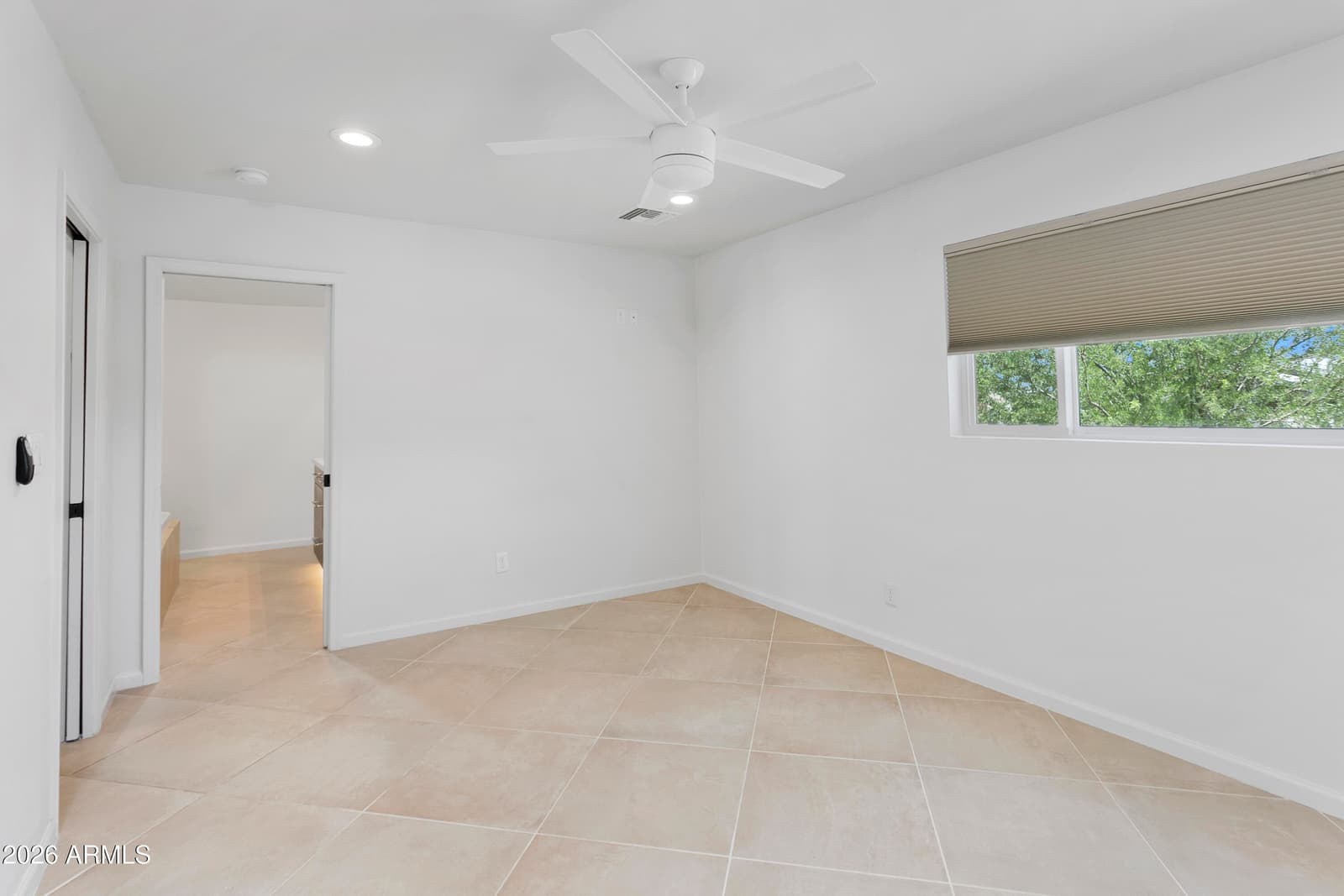 35 E PAPAGO Drive, Tempe, AZ 85288 — photo 14 of 45