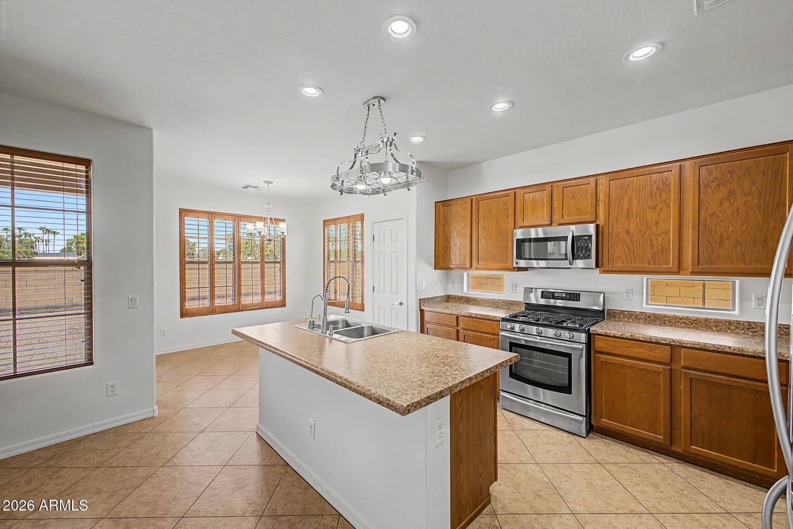 16066 W ANASAZI Street, Goodyear, AZ 85338 — photo 14 of 34