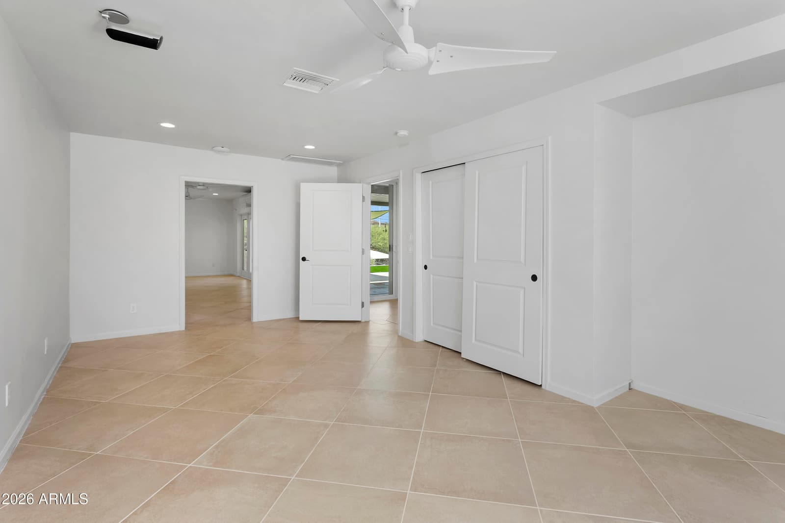 35 E PAPAGO Drive, Tempe, AZ 85288 — photo 23 of 45