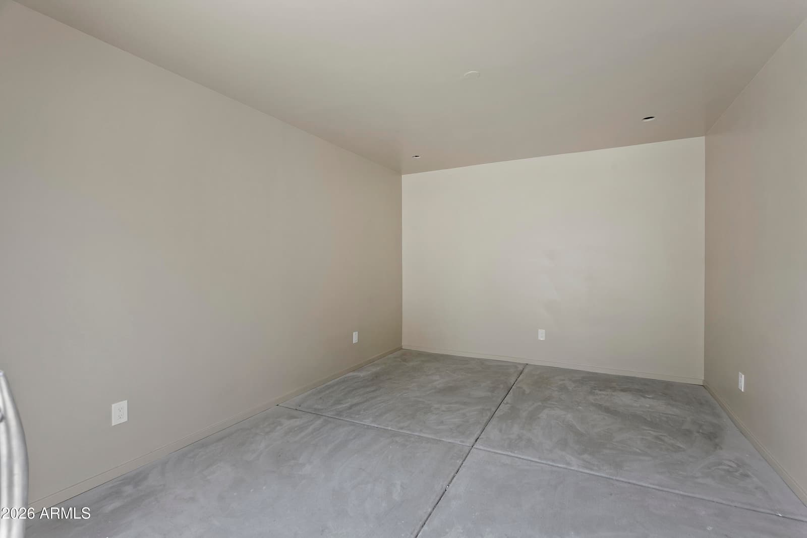 35 E PAPAGO Drive, Tempe, AZ 85288 — photo 31 of 45