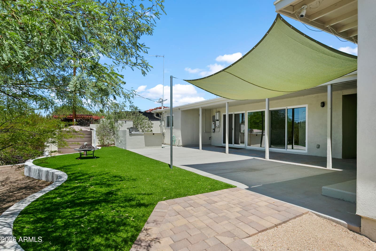35 E PAPAGO Drive, Tempe, AZ 85288 — photo 34 of 45