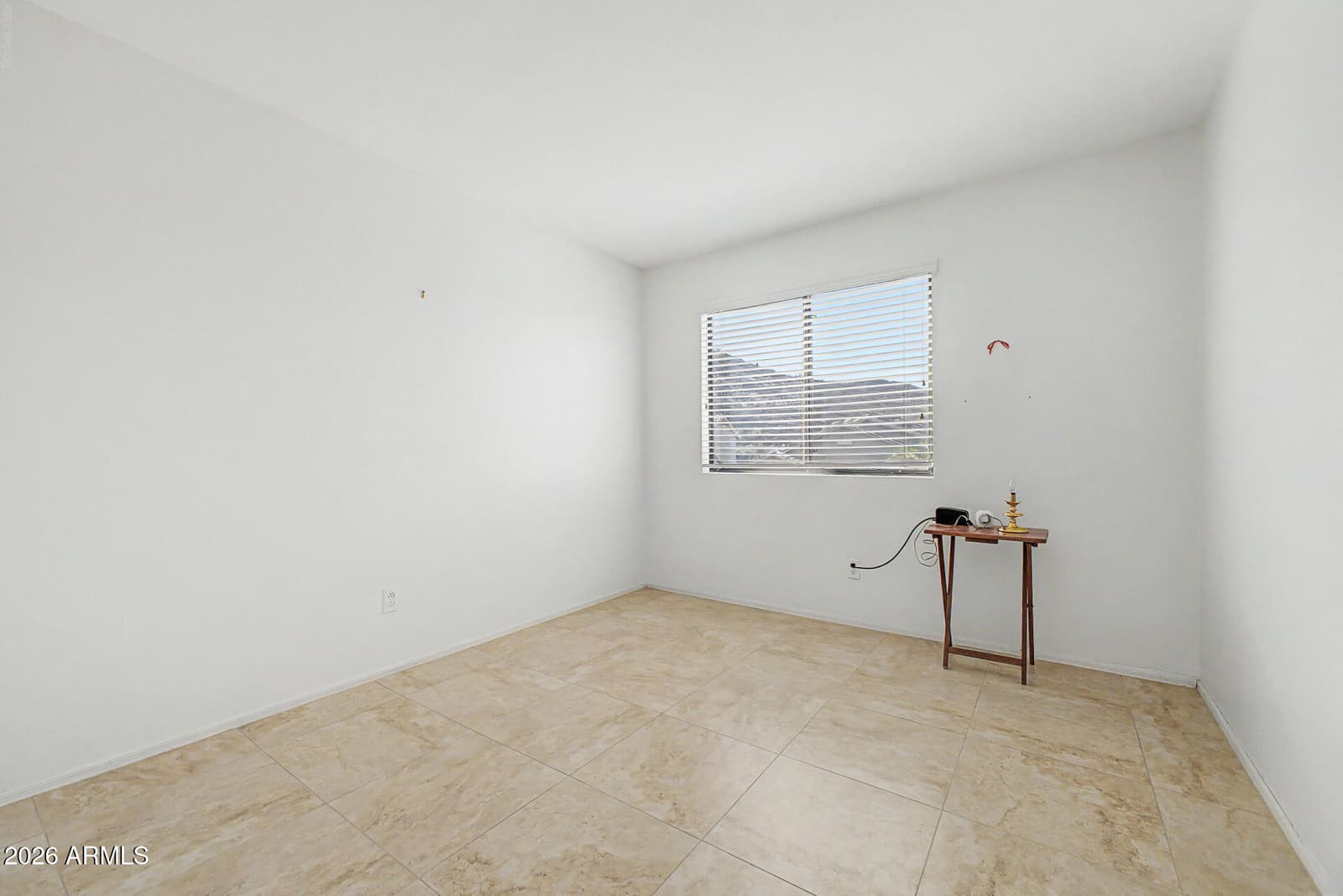 2031 E PARKSIDE Lane, Phoenix, AZ 85024 — photo 27 of 32
