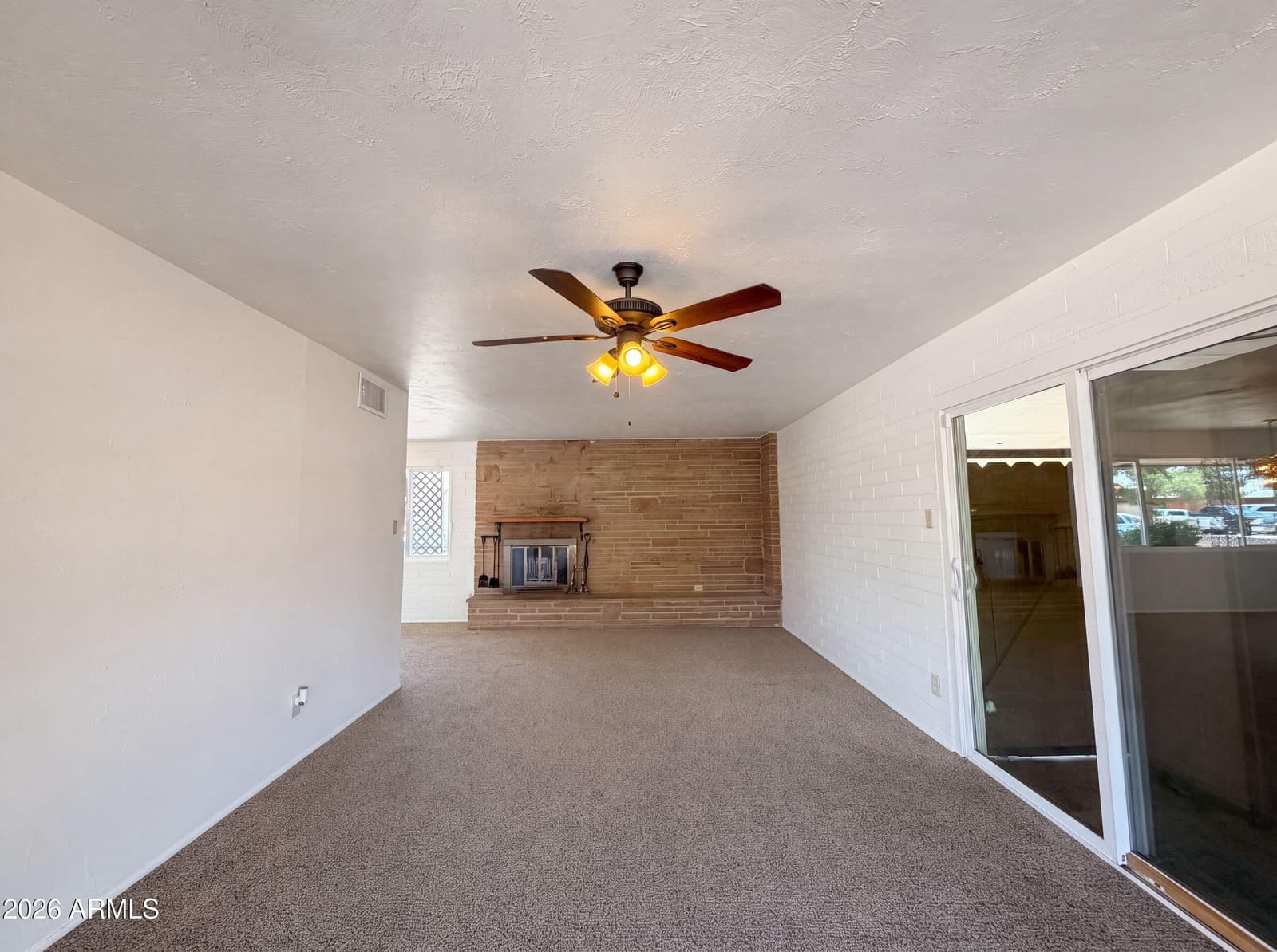 3115 N 53RD Drive, Phoenix, AZ 85031 — photo 7 of 20