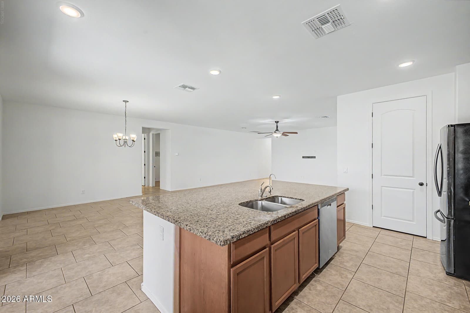 14353 W VENTURA Street, Surprise, AZ 85379 — photo 11 of 35