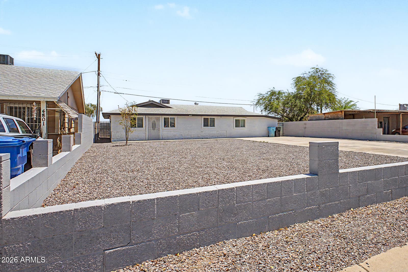 4805 S 35TH Drive, Phoenix, AZ 85041 — photo 6 of 27