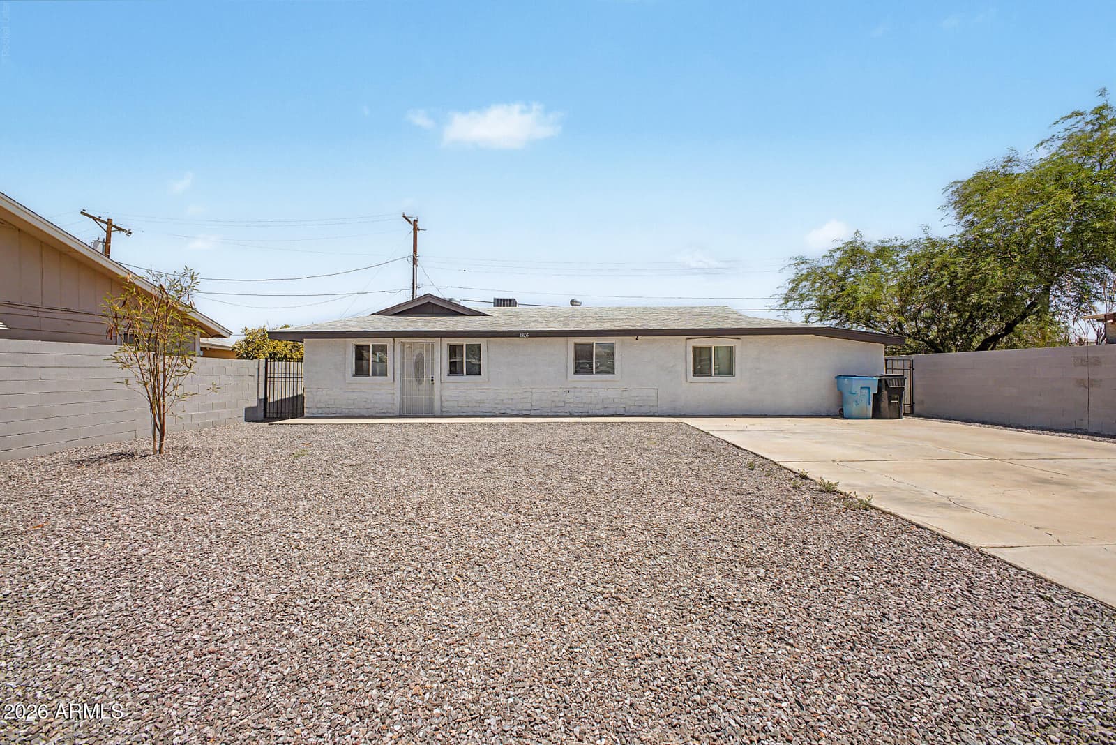 4805 S 35TH Drive, Phoenix, AZ 85041 — photo 7 of 27
