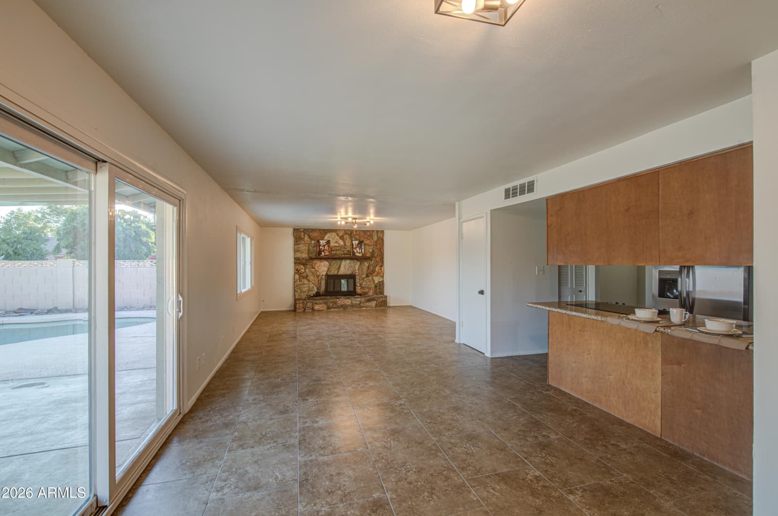 4031 W Denton Lane, Phoenix, AZ 85019 — photo 8 of 30