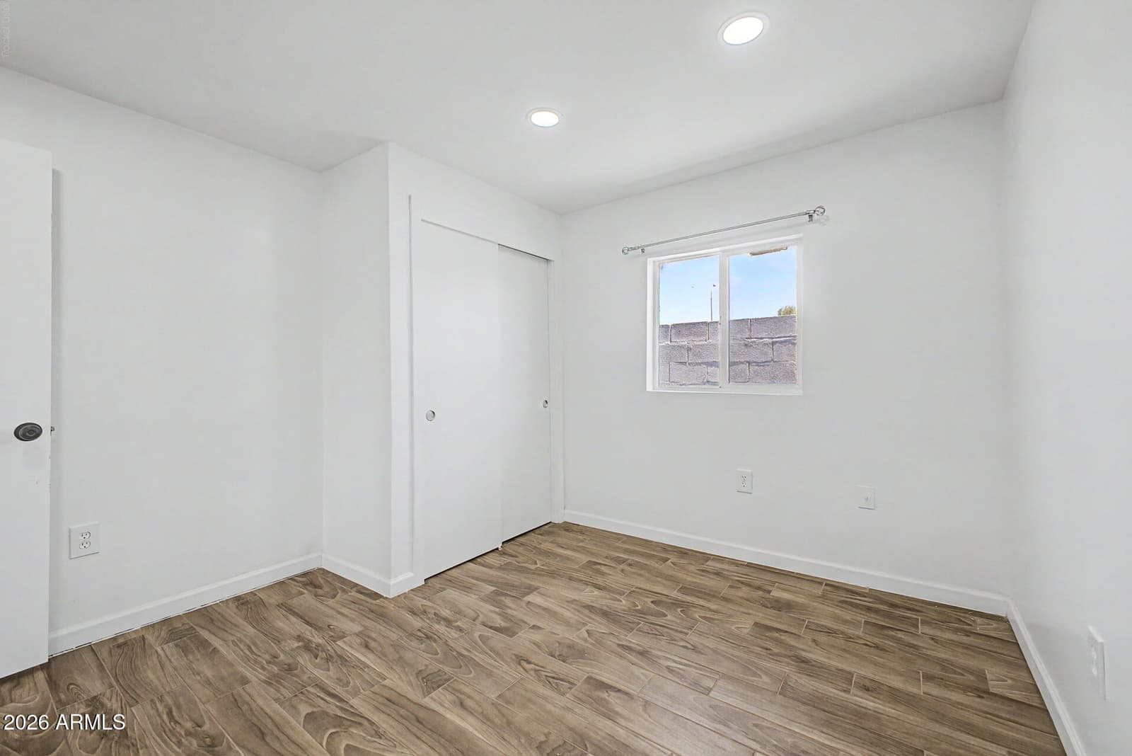 4805 S 35TH Drive, Phoenix, AZ 85041 — photo 17 of 27