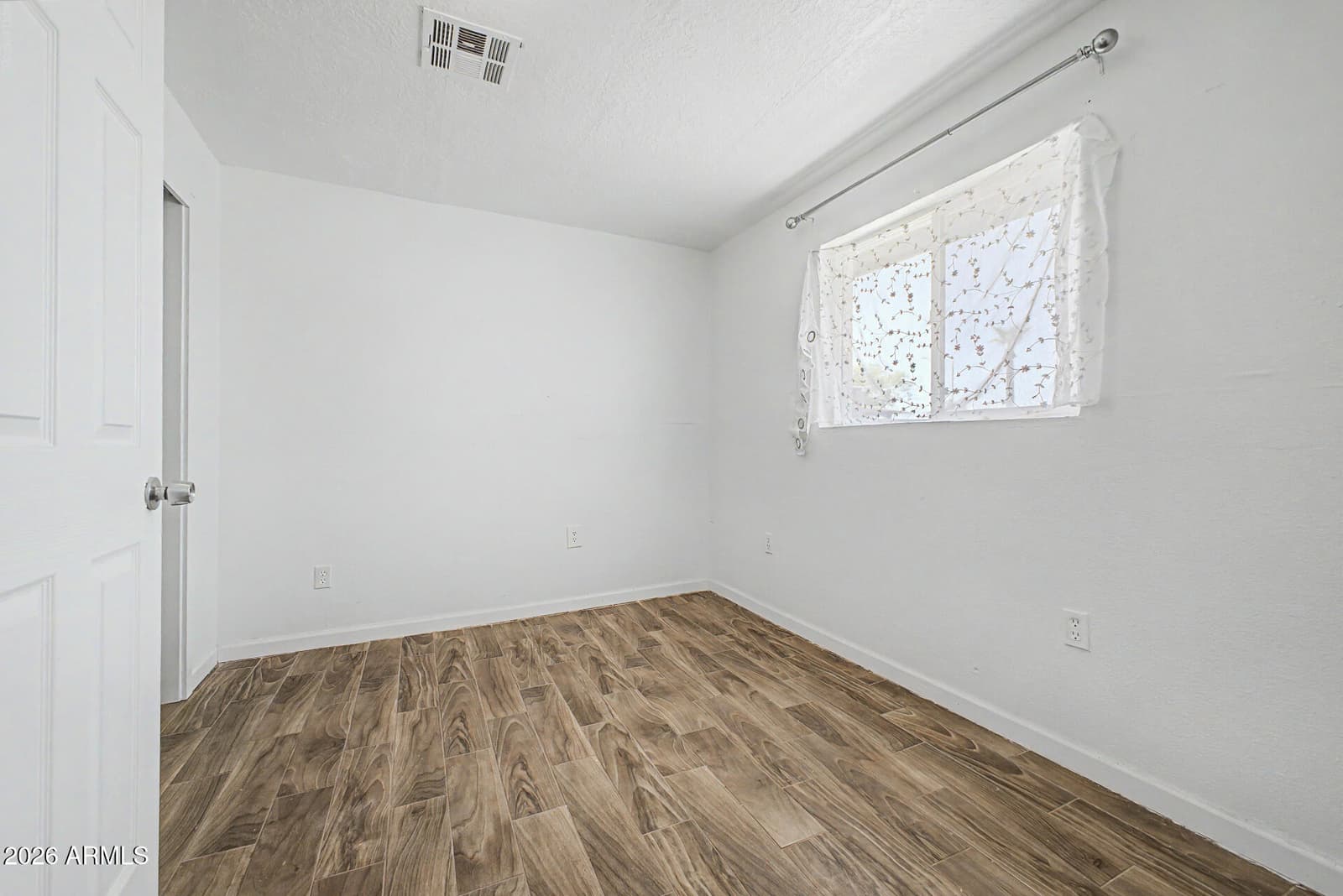 4805 S 35TH Drive, Phoenix, AZ 85041 — photo 20 of 27