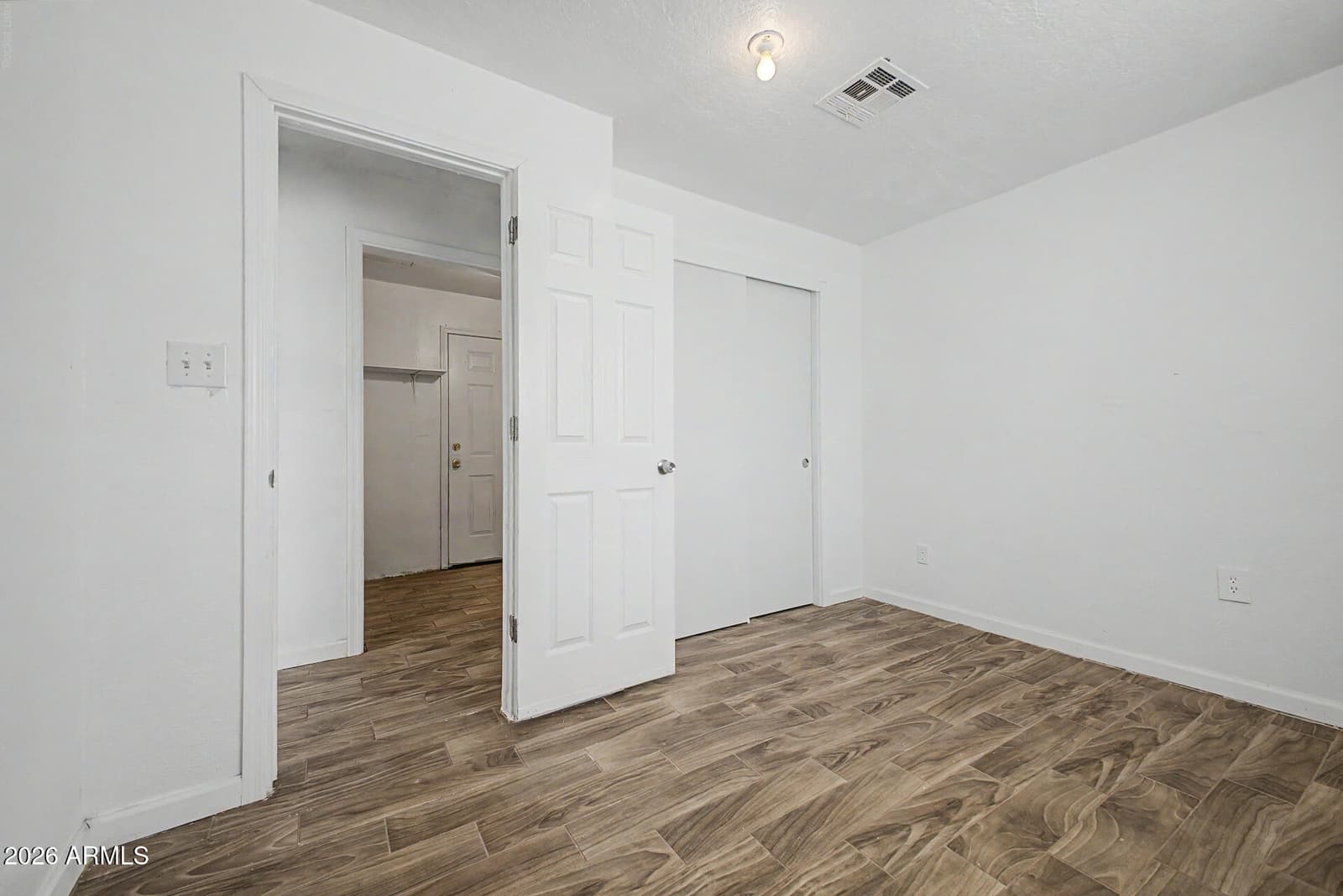 4805 S 35TH Drive, Phoenix, AZ 85041 — photo 19 of 27