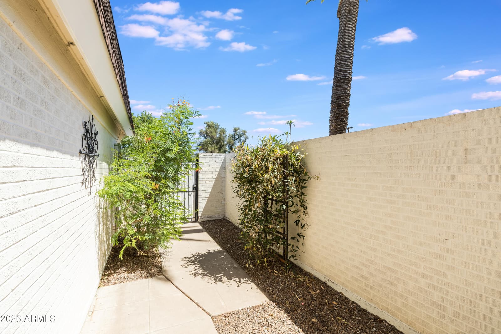 3157 E HAZELWOOD Street, Phoenix, AZ 85016 — photo 2 of 24